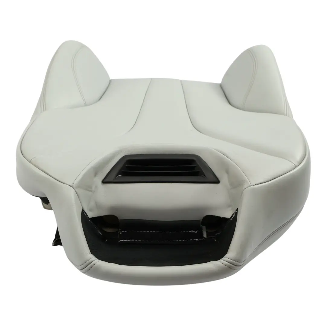 Respaldo Asiento M Sport Cuello Delantero Izquierdo Cuero Silverstone para BMW F83 M4 con número de pieza 8058353 BMW F83 M4 Respaldo Asiento M Sport Cuello Delantero Izquierdo Cuero Silverstone - SKU 8058353 - Número de pieza 8058353