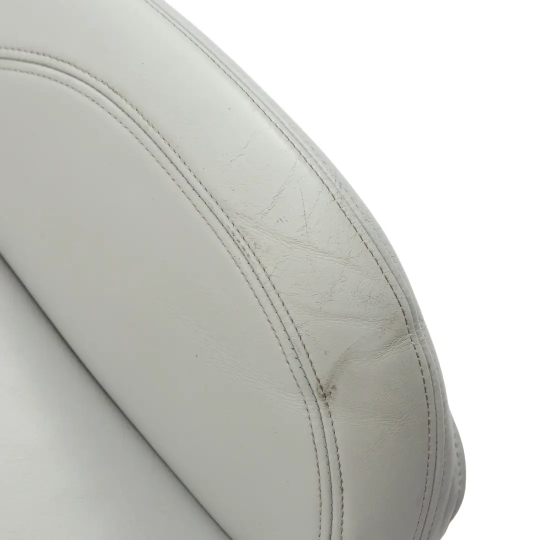 Respaldo Asiento M Sport Cuello Delantero Izquierdo Cuero Silverstone para BMW F83 M4 con número de pieza 8058353 BMW F83 M4 Respaldo Asiento M Sport Cuello Delantero Izquierdo Cuero Silverstone - SKU 8058353 - Número de pieza 8058353