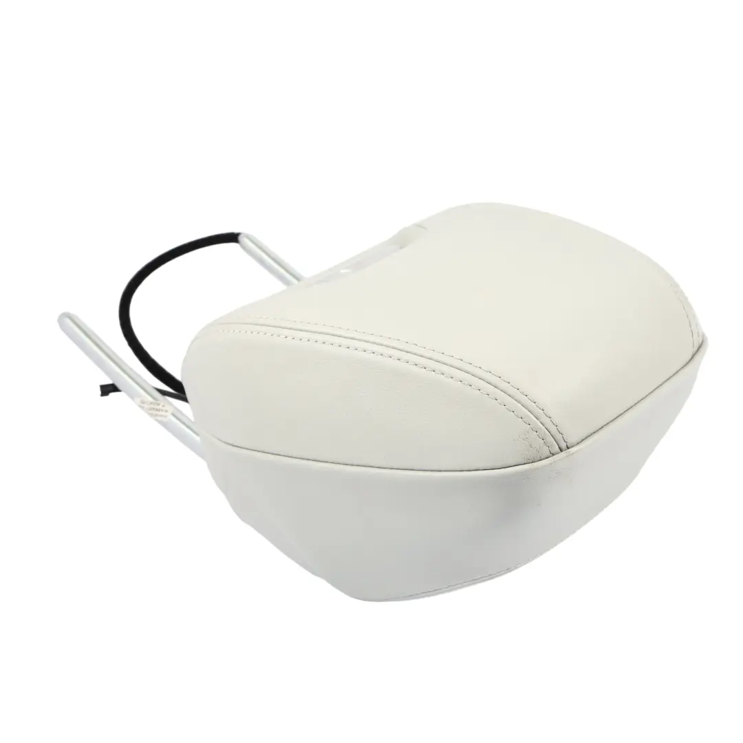 Zagłówek Fotela Przedniego Przód Skóra Silverstone do BMW F83 M Sport o numerze 8058449 BMW F83 M Sport Zagłówek Fotela Przedniego Przód Skóra Silverstone - SKU 8058449 - Numer Części 8058449