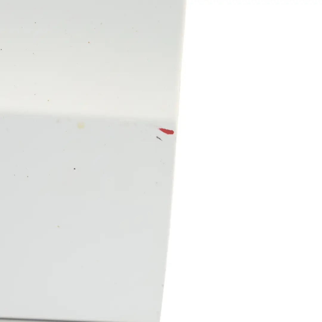 Panneau De Porte Avant Droite Blanc Glacier Nacré - S9R pour Audi Q5 8R à propos du numéro de pièce 8R0831052E Audi Q5 8R Panneau De Porte Avant Droite Blanc Glacier Nacré - S9R - SKU 8R0831052E-MGW - Numéro de pièce 8R0831052E