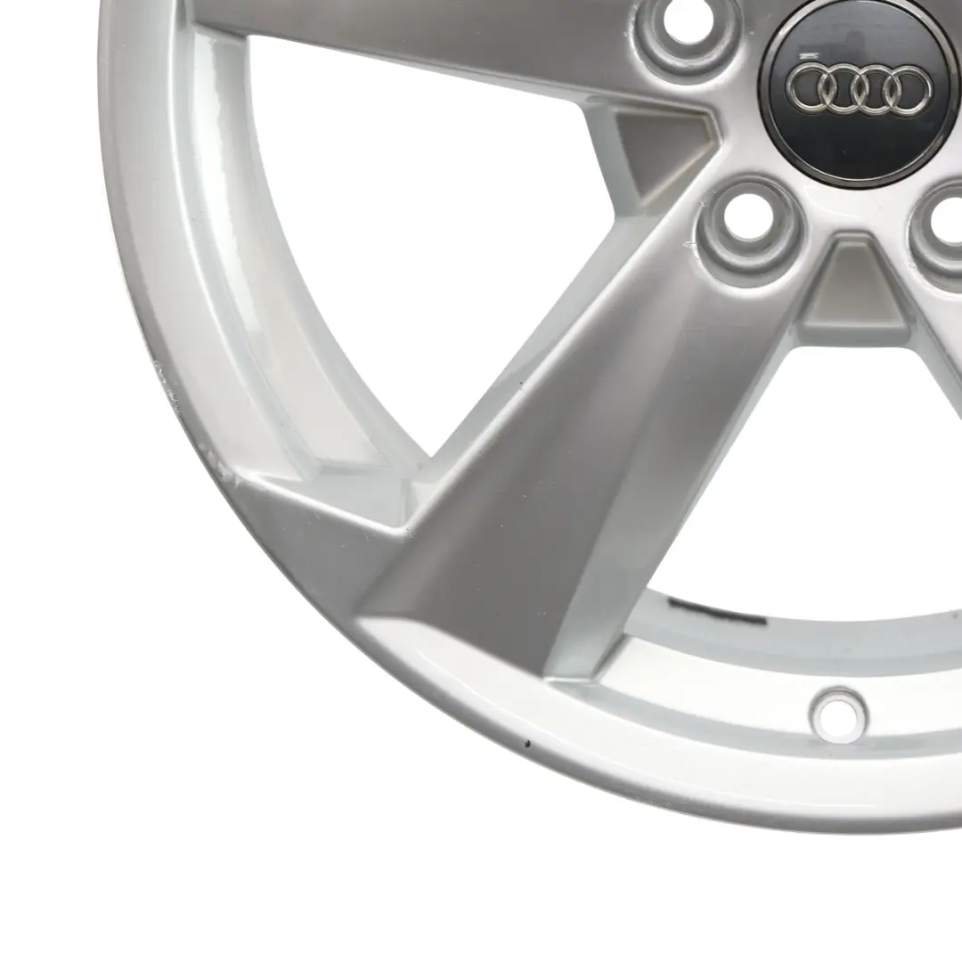 Llanta De Aleación Plata 17" ET:45 7J para Audi Q2 GA con número de pieza 81A601025B Audi Q2 GA Llanta De Aleación Plata 17" ET:45 7J - SKU 81A601025B-1 - Número de pieza 81A601025B