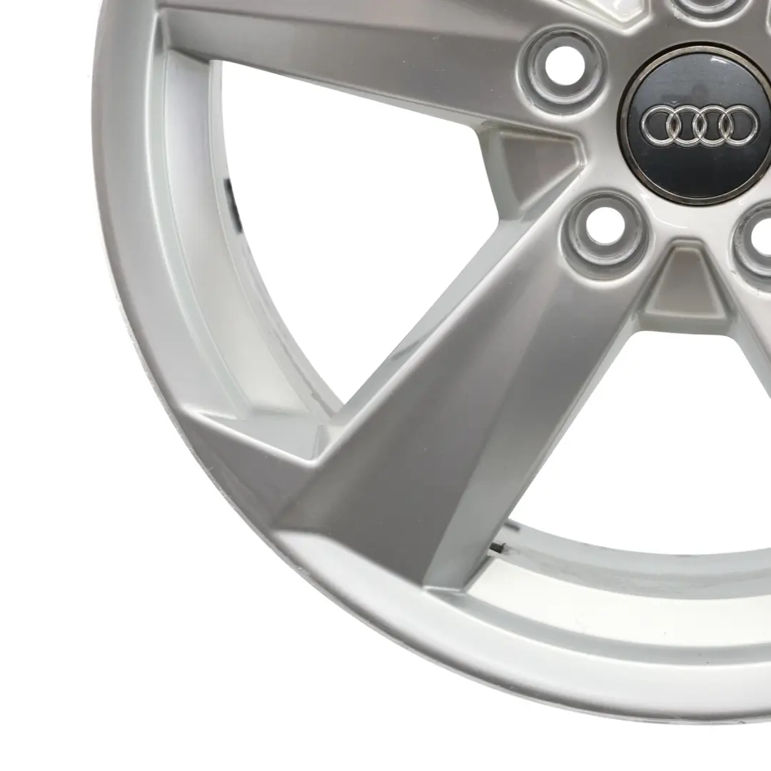 Llanta De Aleación Plata 17" ET:45 7J para Audi Q2 GA con número de pieza 81A601025B Audi Q2 GA Llanta De Aleación Plata 17" ET:45 7J - SKU 81A601025B-2 - Número de pieza 81A601025B
