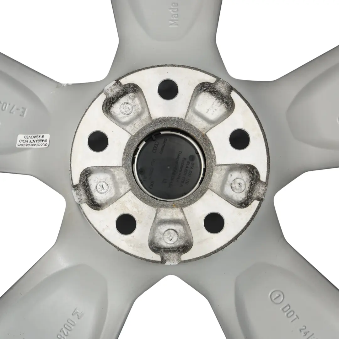 Cerchio In Lega 18" ET:40 7J Argento Audi Q2 GA - SKU 81A601025J-1 - Numero di parte 81A601025J