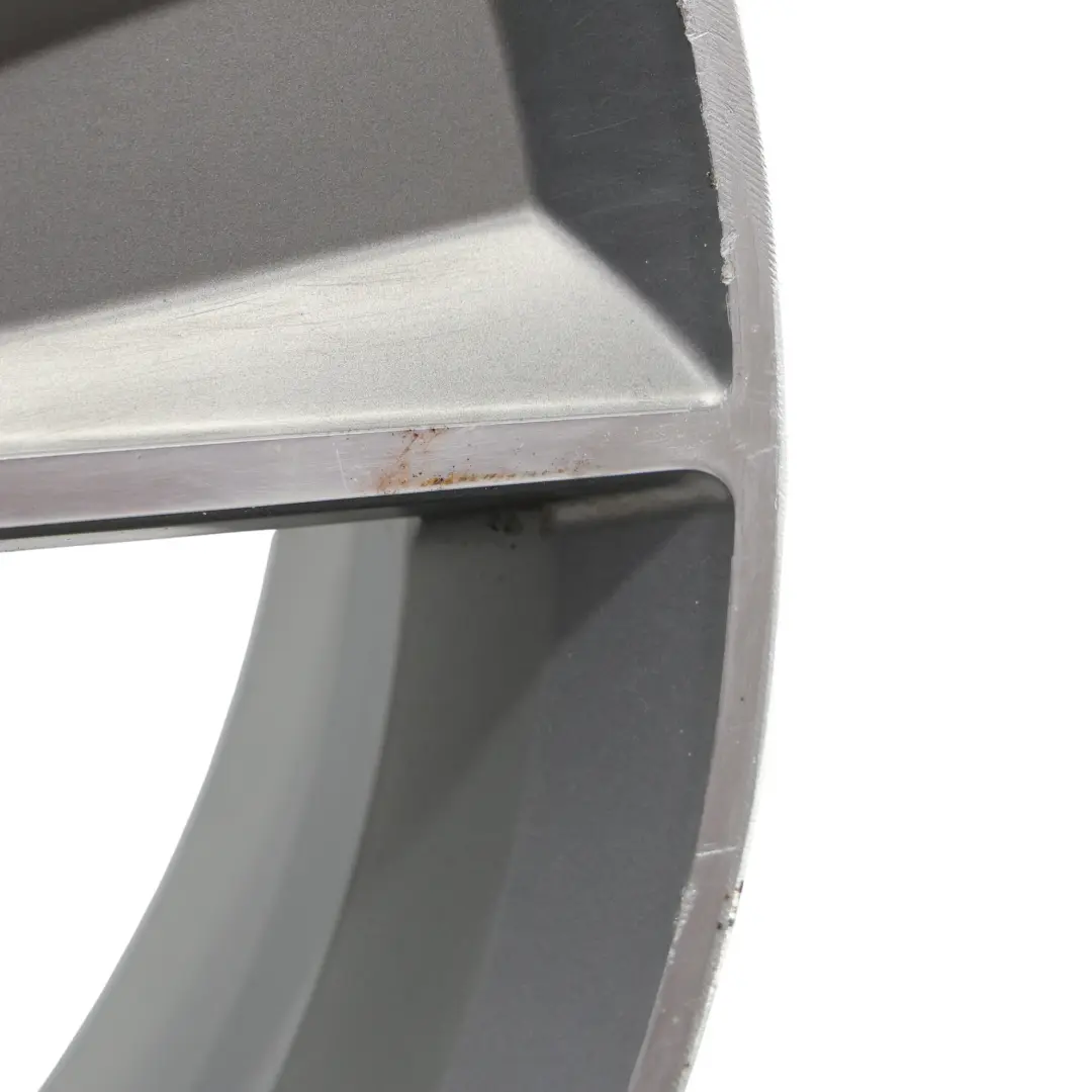 Cerchio In Lega 18" ET:40 7J Argento Audi Q2 GA - SKU 81A601025J-1 - Numero di parte 81A601025J
