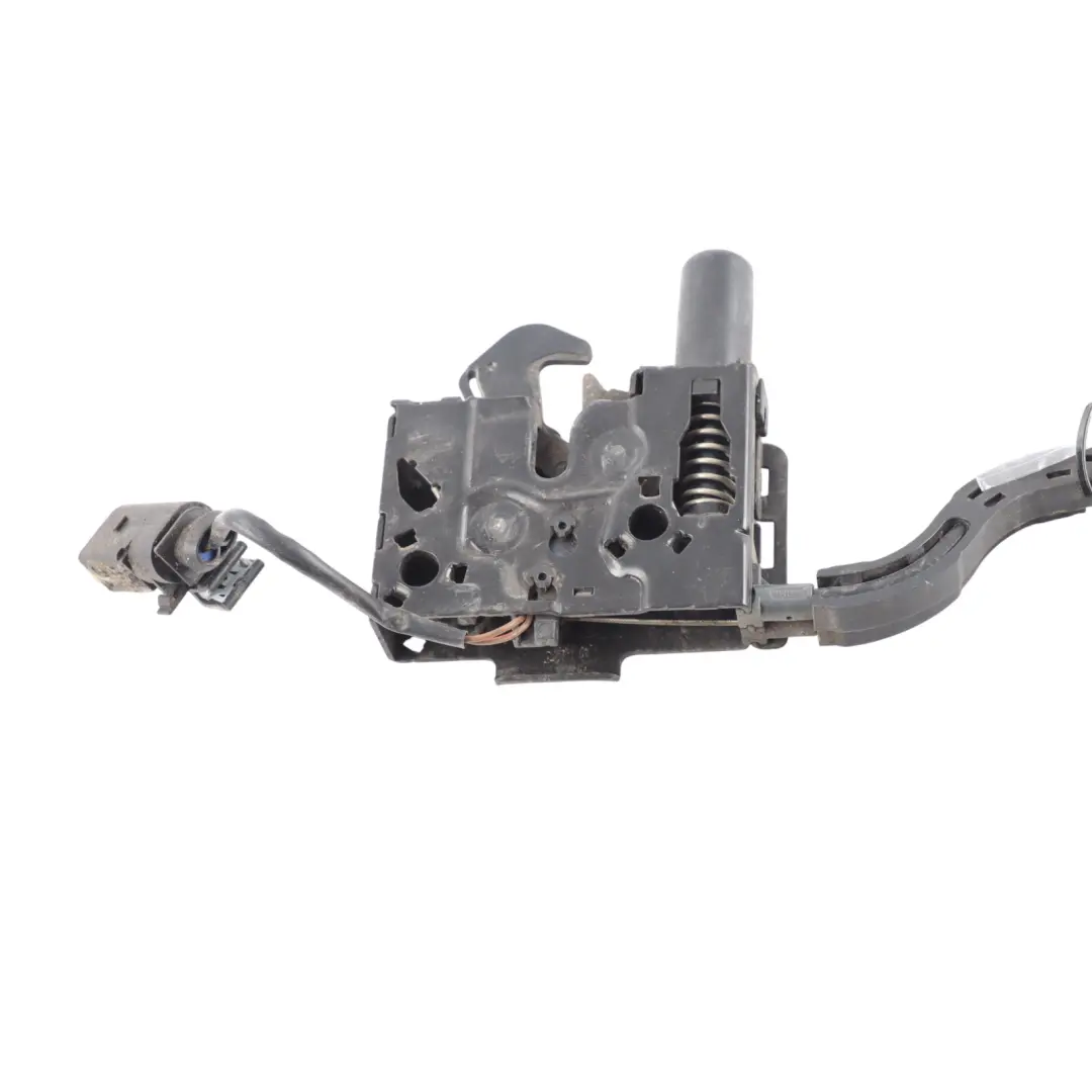 Right O/S Side Bonnet Lock Latch Catch Mechanism to Audi Q2 GA A4 B9 with Part number 81A823509A Audi Q2 GA A4 B9 Right O/S Side Bonnet Lock Latch Catch Mechanism - SKU 81A823509A - Part number 81A823509A