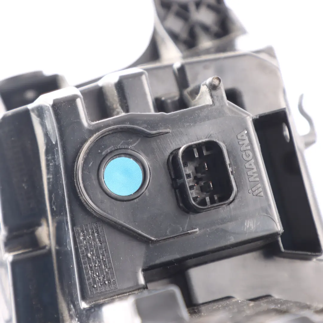 Light Lamp Side Panel Outer Right O/S to BMW U06 Rear with Part number 8494360 BMW U06 Rear Light Lamp Side Panel Outer Right O/S - SKU 8494360 - Part number 8494360