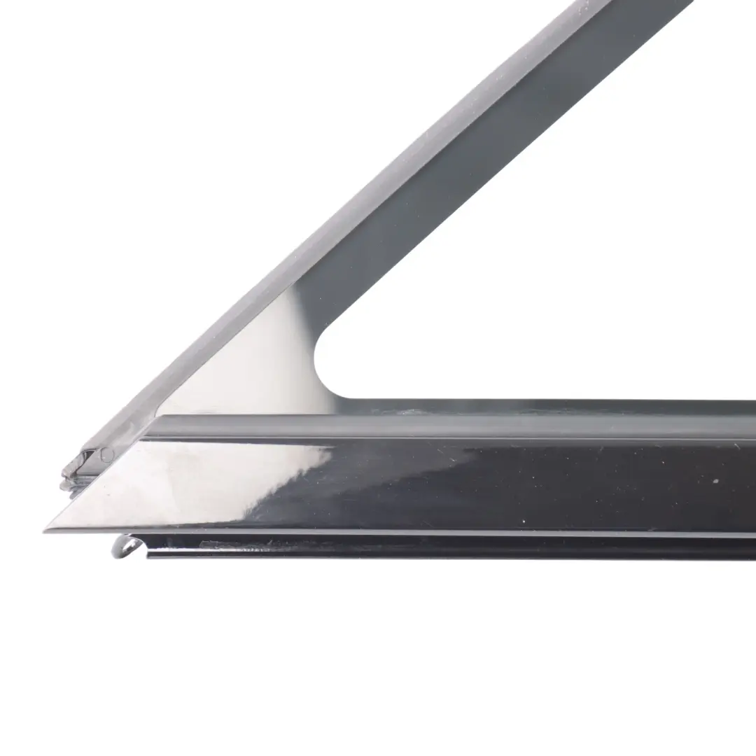 Front Door Side Window Quarter Fixed Glass AS2 Right O/S to BMW U06 with Part number 8496284 BMW U06 Front Door Side Window Quarter Fixed Glass AS2 Right O/S - SKU 8496284 - Part number 8496284