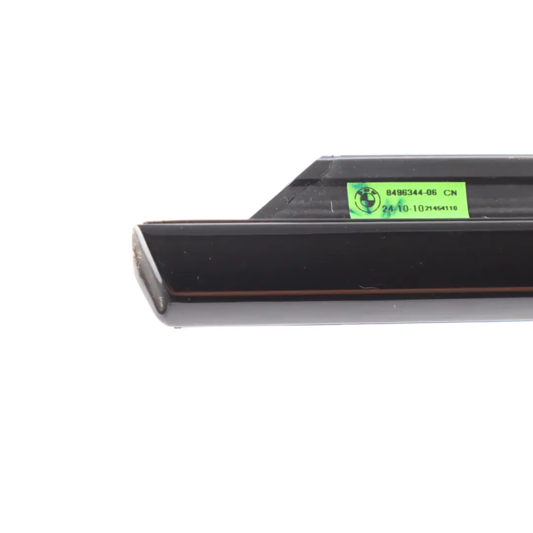 Door Weatherstrip Rear Right O/S Window Outer Strip Cover High Gloss to BMW U06 with Part number 8496344 BMW U06 Door Weatherstrip Rear Right O/S Window Outer Strip Cover High Gloss - SKU 8496344 - Part number 8496344