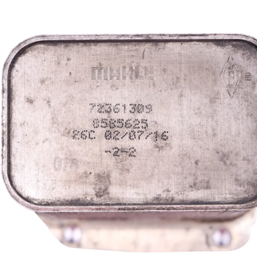 Scambiatore Calore BMW F20 F21 F30 LCI B38 B48 Radiatore Olio Benzina per con numero di parte 8585625 Scambiatore Calore BMW F20 F21 F30 LCI B38 B48 Radiatore Olio Benzina - SKU 8585625 - Numero di parte 8585625