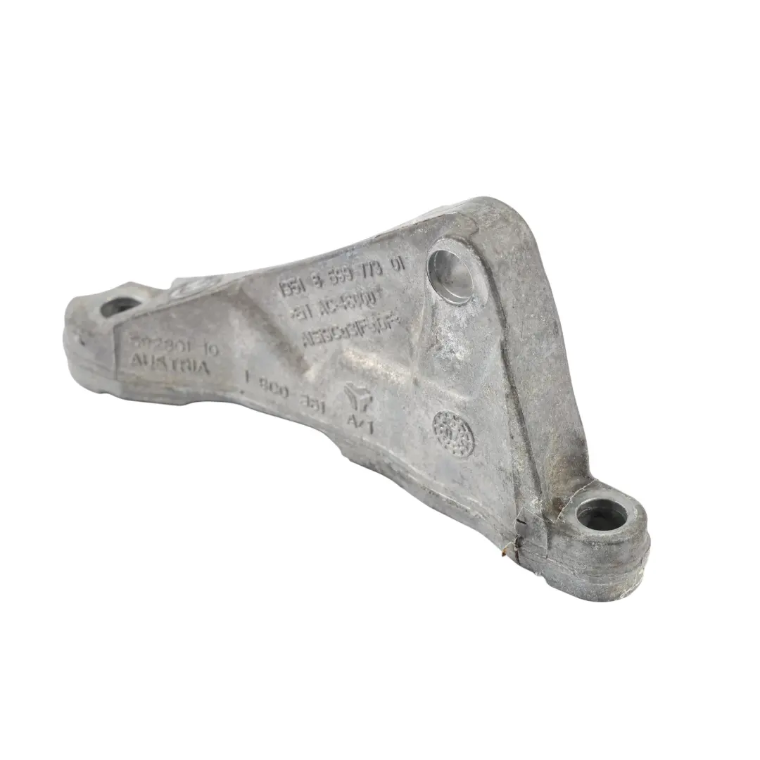 BMW F10 F11 F20 F30 Soporte De La Bomba De Combustible Soporte Montaje - SKU 8599773 - Número de pieza 8599773