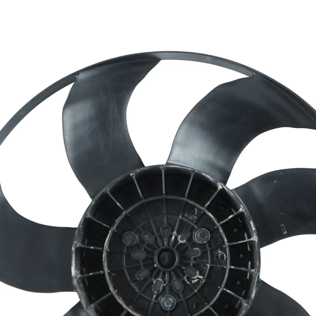 Ventilador Radiador Carcasa 850W para BMW F40 X1 F48 Mini F55 F56 con número de pieza 8645859 BMW F40 X1 F48 Mini F55 F56 Ventilador Radiador Carcasa 850W - SKU 8645859-2 - Número de pieza 8645859