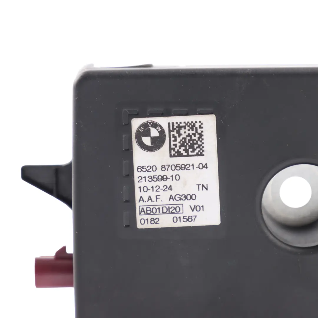 Antenna Amplificatore Diversità Modulo Antenna per BMW G20 G30 LCI U06 con numero di parte 8705921 BMW G20 G30 LCI U06 Antenna Amplificatore Diversità Modulo Antenna - SKU 8705921 - Numero di parte 8705921