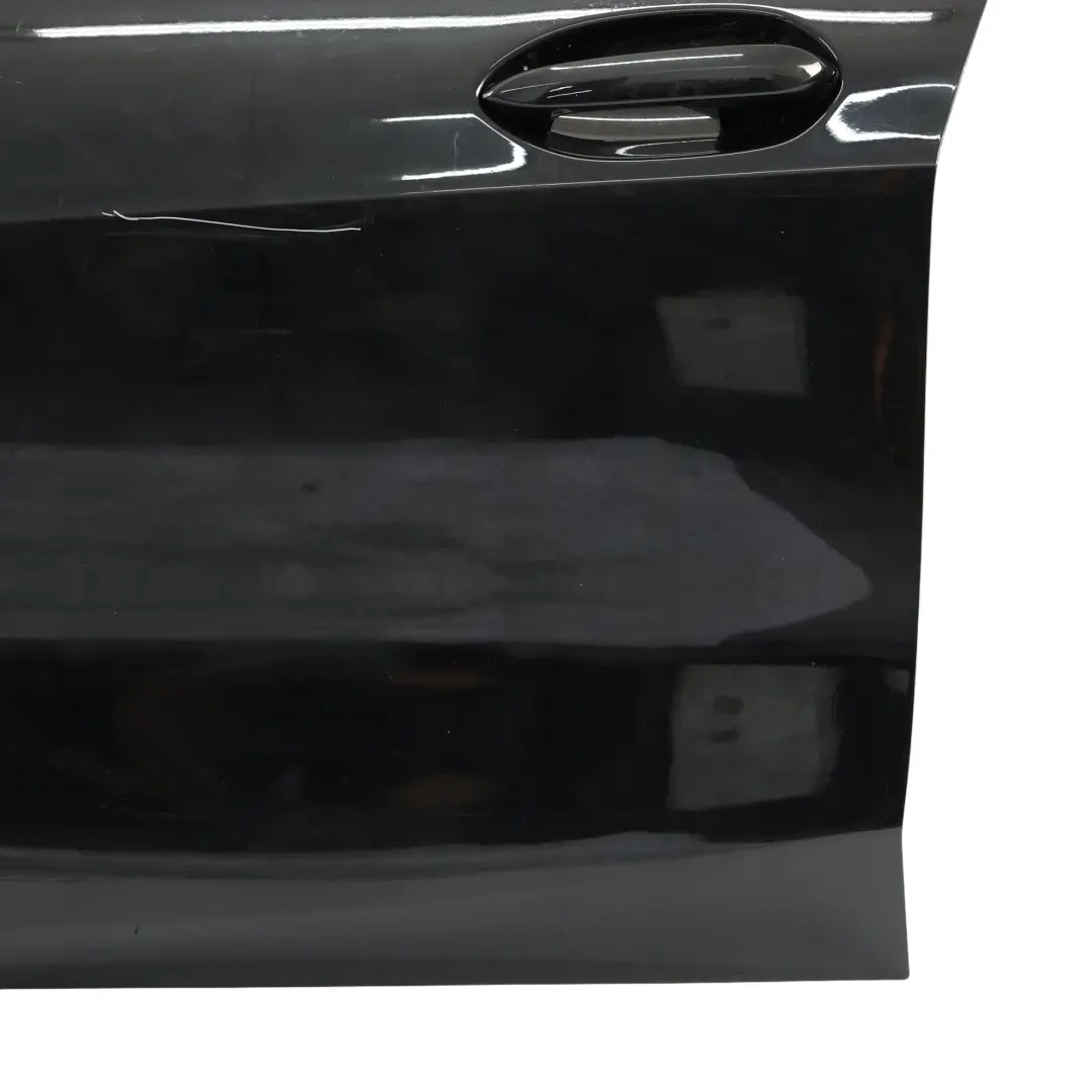 Tür Vorne Links Black Sapphire Schwarz Saphir Metallic - 475 für BMW F40 mit Teilenummer 8737059 BMW F40 Tür Vorne Links Black Sapphire Schwarz Saphir Metallic - 475 - SKU 8737059-BS1 - Teilenummer 8737059