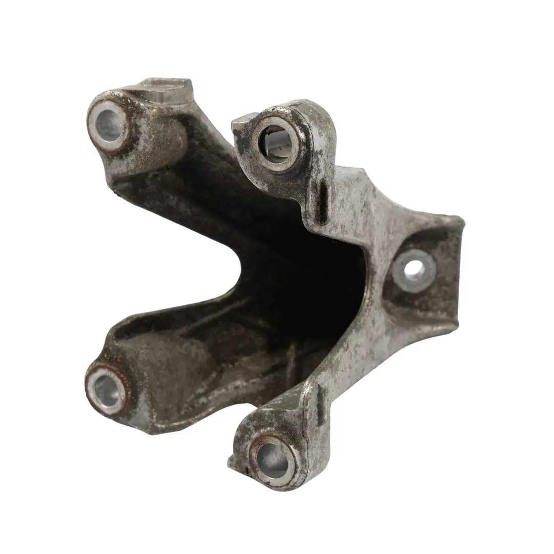 Audi A4 B7 Motor Halterung Halter Träger Links 2.7 Diesel - SKU 8E0199307AB - Teilenummer 8E0199307AB