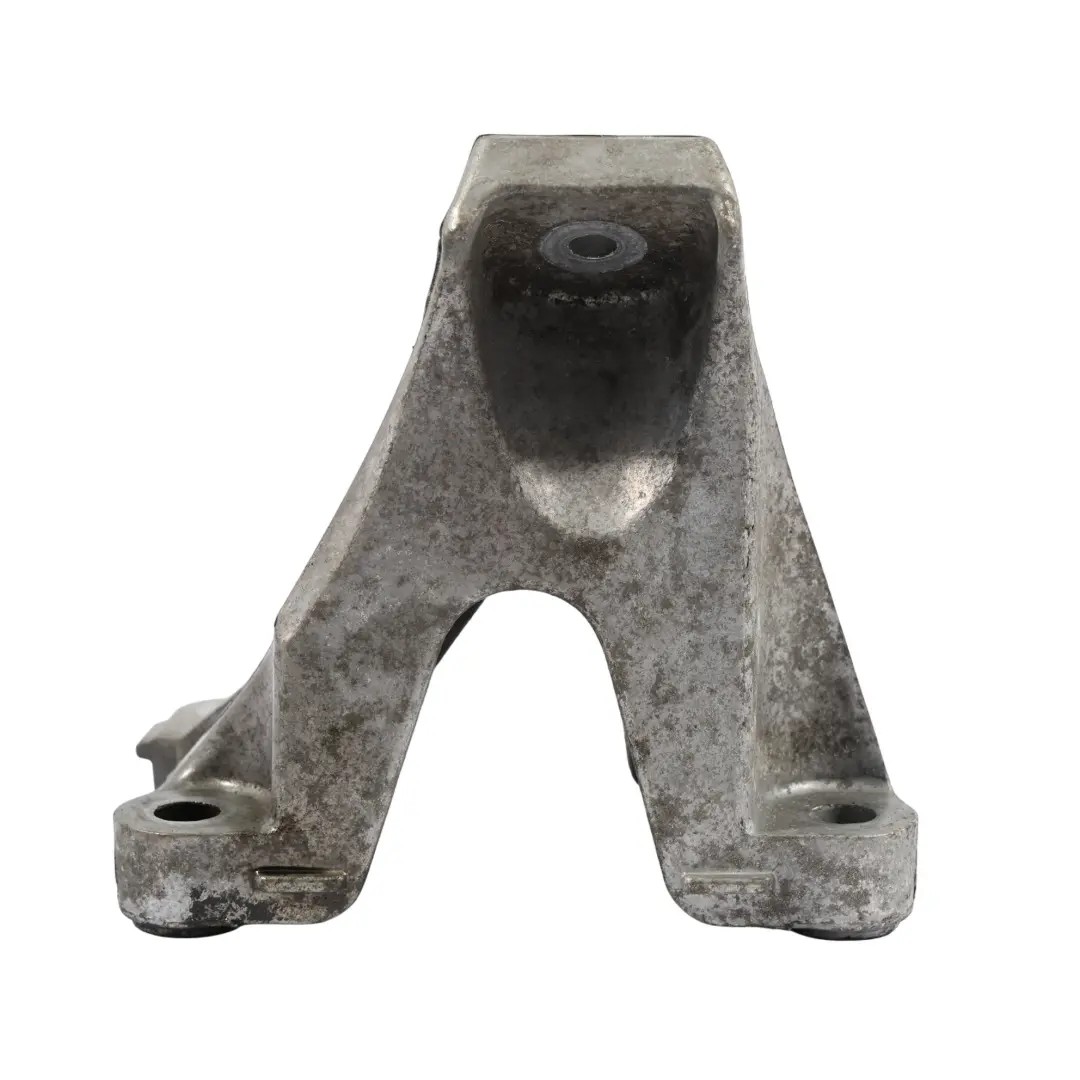 Audi A4 B7 Soporte De Bancada De Motor Soporte Izquierdo 2.7 Diesel - SKU 8E0199307AB - Número de pieza 8E0199307AB