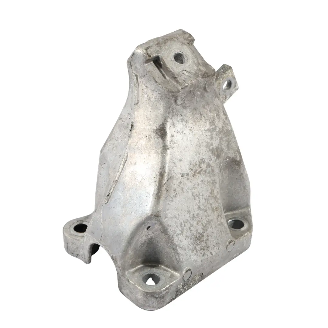 Mount Bracket Holder Support Right O/S 2.7 Diesel to Audi A4 B7 Engine with Part number 8E0199308AK Audi A4 B7 Engine Mount Bracket Holder Support Right O/S 2.7 Diesel - SKU 8E0199308AK - Part number 8E0199308AK