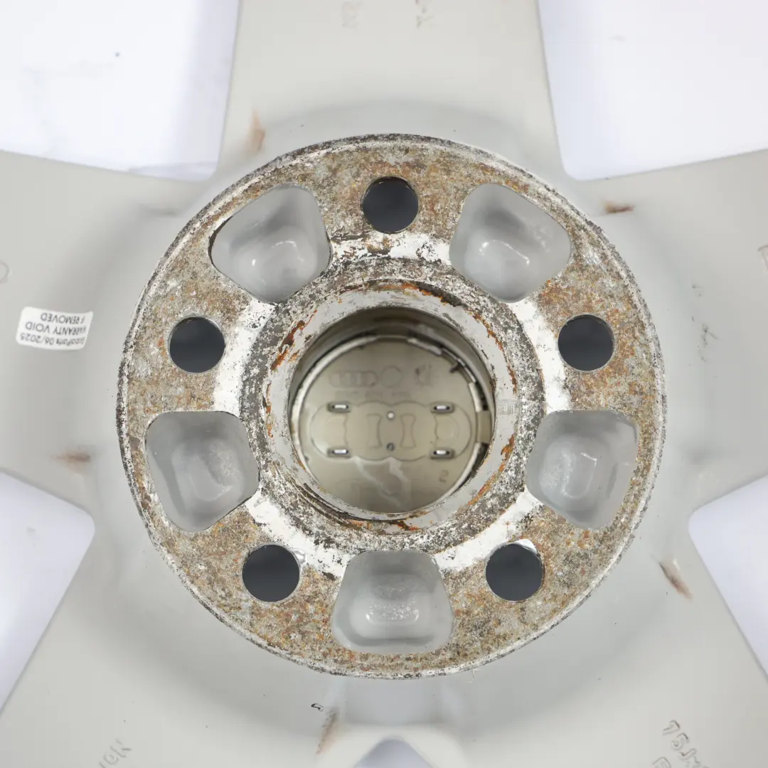 Silberne Leicht Metall Felge 17" 6,5J ET:45 Audi A4 B6 B7 - SKU 8E0601025E-1 - Teilenummer 8E0601025E