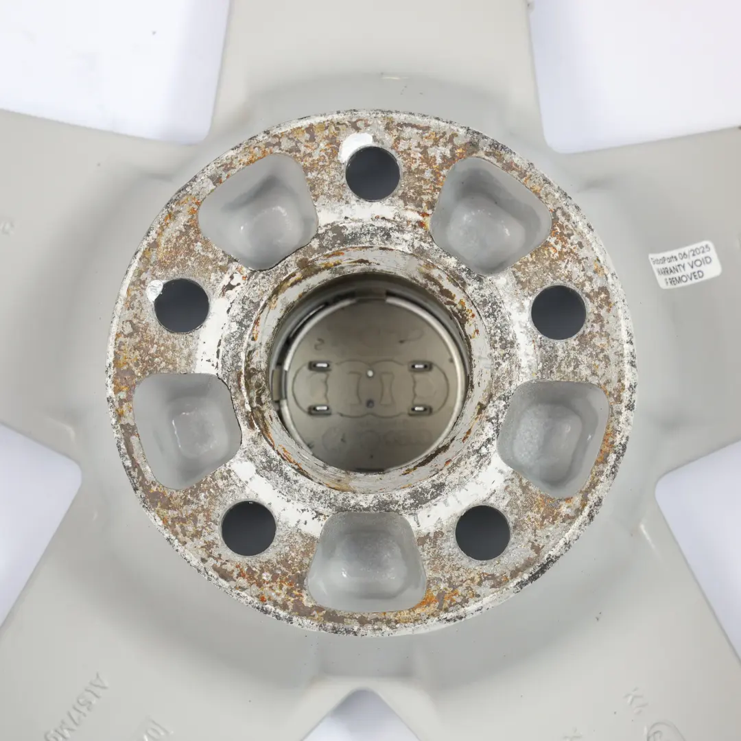 Silberne Leicht Metall Felge 17" 6,5J ET:45 Audi A4 B6 B7 - SKU 8E0601025E-2 - Teilenummer 8E0601025E