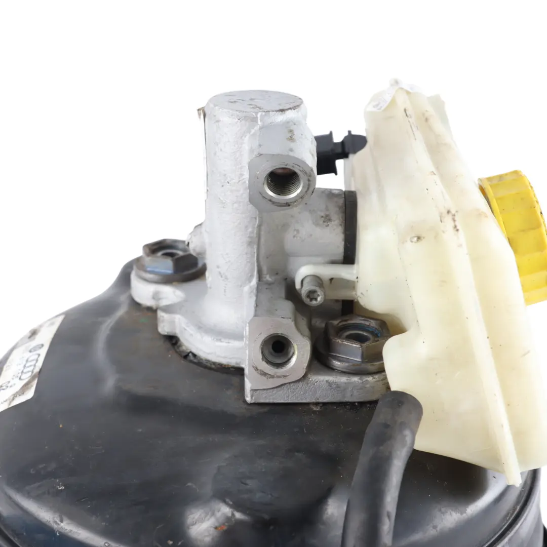 Brake Servo Booster Master Cylinder 8E0612105Q to Audi S4 B7 4.2 V8 Petrol with Part number 8E0612107L Audi S4 B7 4.2 V8 Petrol Brake Servo Booster Master Cylinder 8E0612105Q - SKU RHD-8E0612107L - Part number 8E0612107L