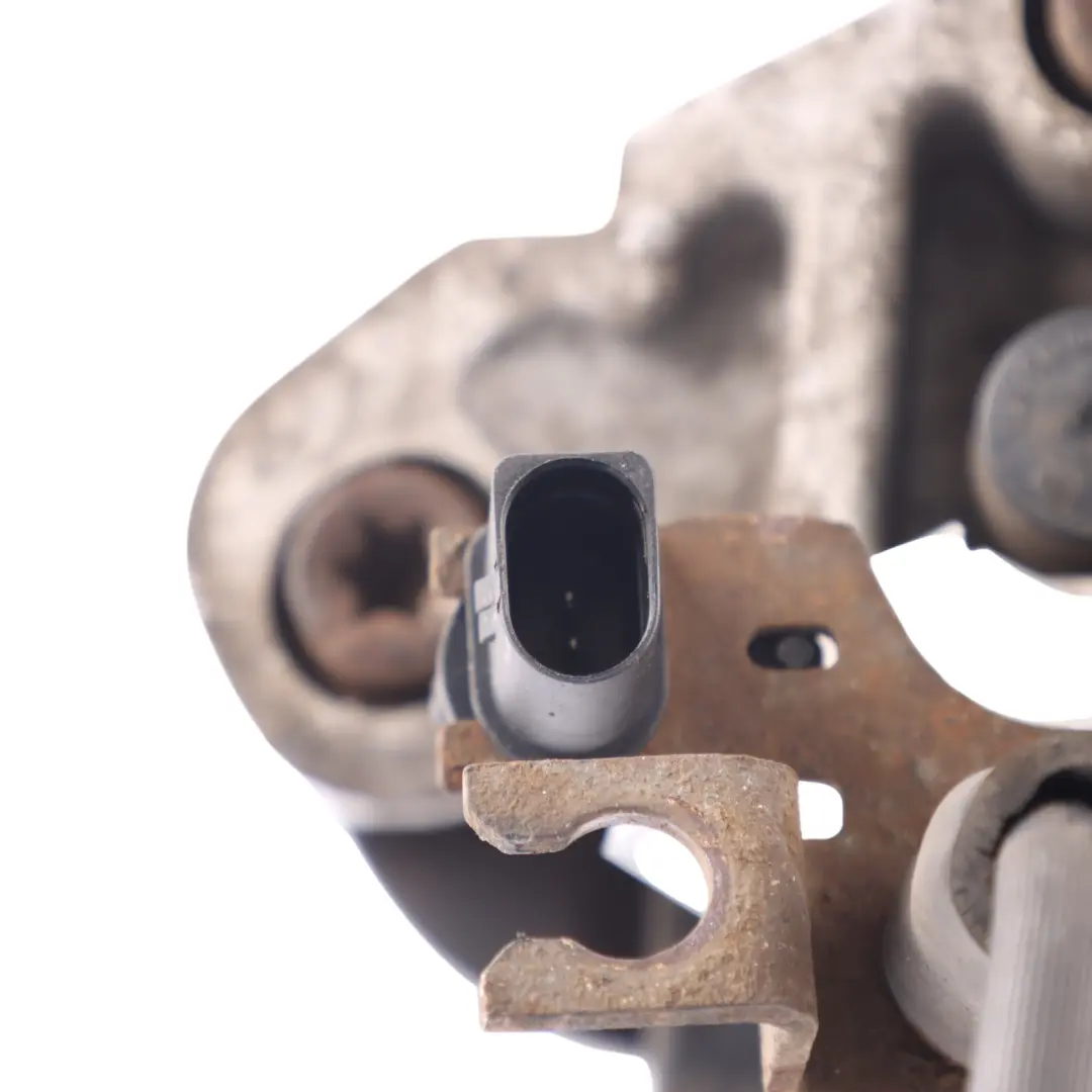 Front Bracket Caliper Housing Right O/S to Audi A4 S4 B7 with Part number 8E0615124C Audi A4 S4 B7 Front Bracket Caliper Housing Right O/S - SKU 8E0615124C - Part number 8E0615124C