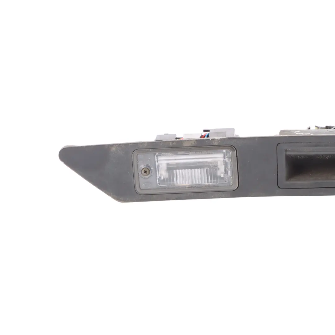 Handle Boot Lid Trim Panel Number Plate Light to Audi A4 B7 Tailgate with Part number 8E0827576 Audi A4 B7 Tailgate Handle Boot Lid Trim Panel Number Plate Light - SKU 8E0827576 - Part number 8E0827576