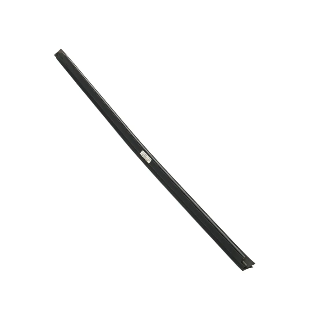 Striscia Finestra Posteriore Interno Guarnizione Destra per Audi A4 B7 con numero di parte 8E0839480G Audi A4 B7 Striscia Finestra Posteriore Interno Guarnizione Destra - SKU 8E0839480G - Numero di parte 8E0839480G
