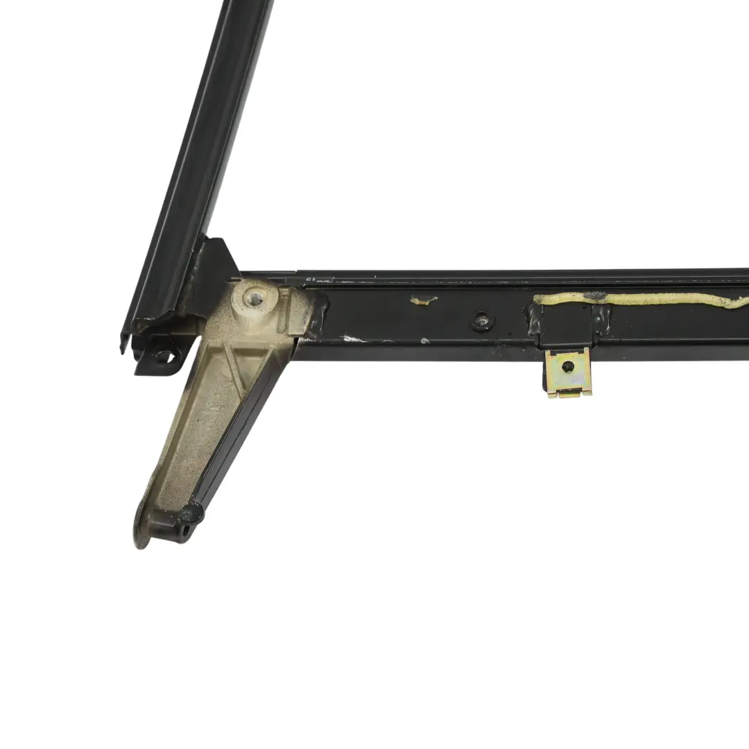 Regolatore Lunotto Superiore Porta Destra per Audi A4 B7 con numero di parte 8E5839630C Audi A4 B7 Regolatore Lunotto Superiore Porta Destra - SKU 8E5839630C - Numero di parte 8E5839630C