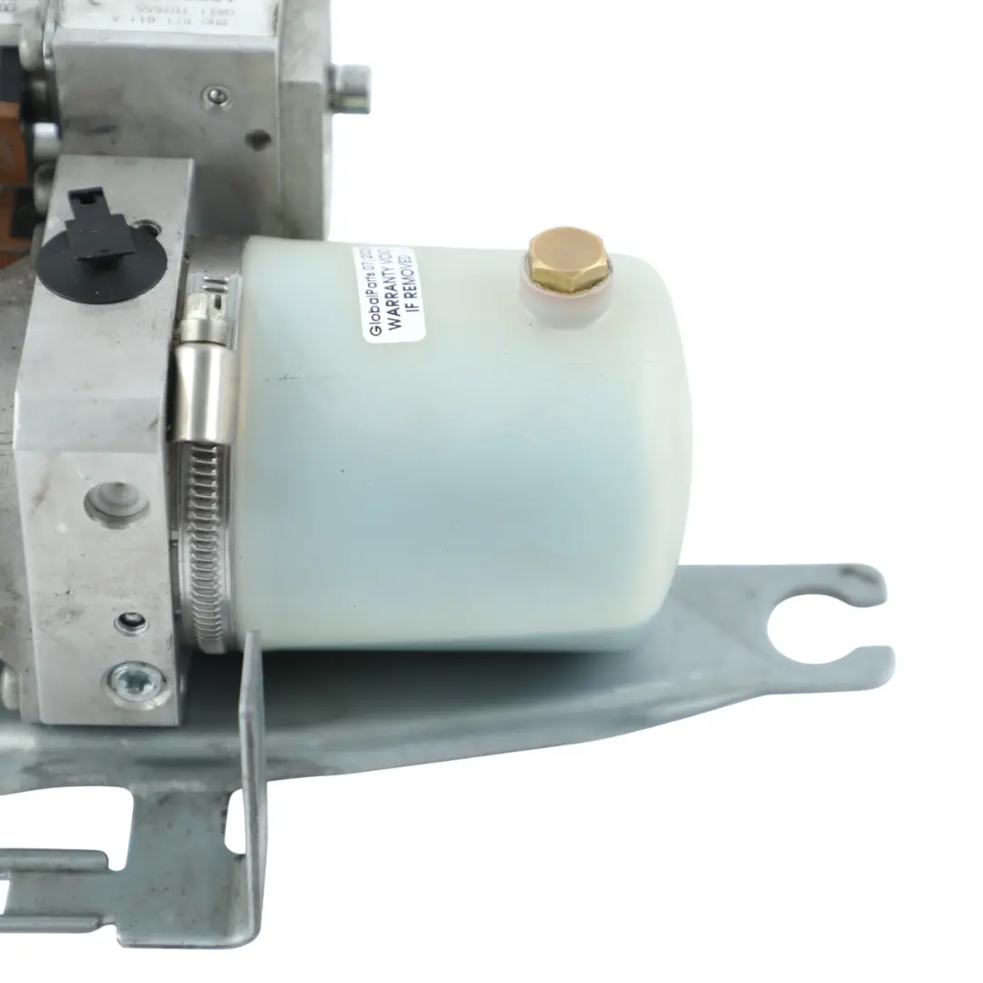 Hydraulic Roof Pump Motor Actuator Unit to Audi A4 B7 Convertible with Part number 8H871611A Audi A4 B7 Convertible Hydraulic Roof Pump Motor Actuator Unit - SKU 8H871611A - Part number 8H871611A