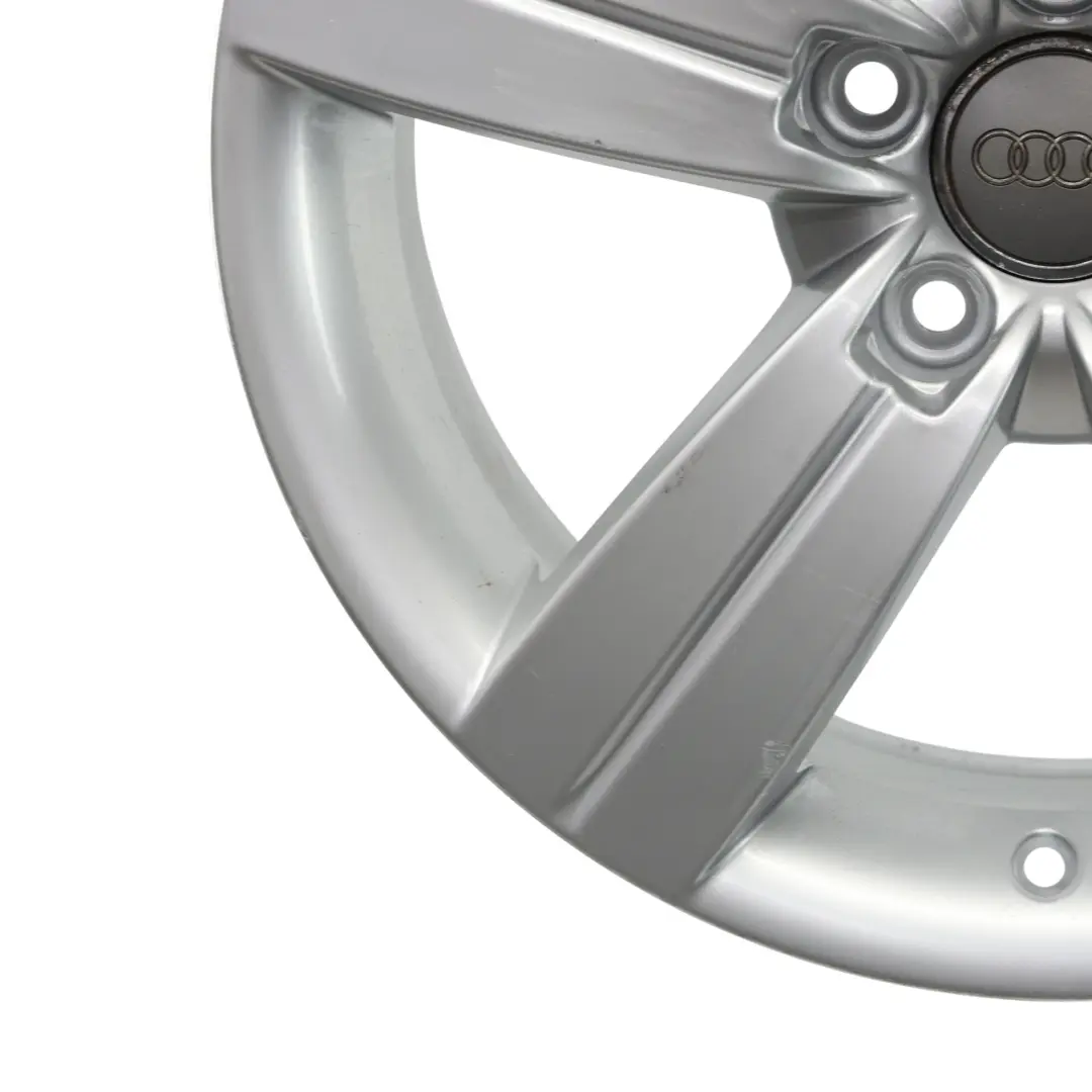 Mk2 8J Cerchio in lega argento 17" ET:47 8J Star Spoke per Audi TT con numero di parte 8J0601025C Audi TT Mk2 8J Cerchio in lega argento 17" ET:47 8J Star Spoke - SKU 8J0601025C-2 - Numero di parte 8J0601025C