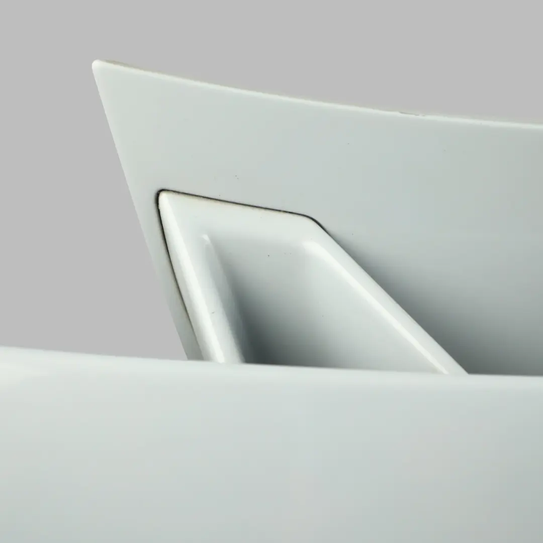 Spoiler Motor Suzuka Grey Metallic - Y7F to Audi TT 8J Rear Electric Active with Part number 8J0898939 Audi TT 8J Rear Electric Active Spoiler Motor Suzuka Grey Metallic - Y7F - SKU 8J0898939-SUG - Part number 8J0898939