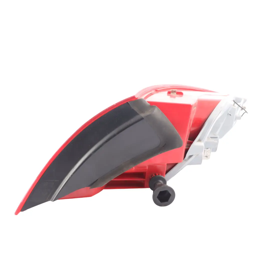 Feu arrière gauche Lumière Couvercle de Coffre hayon pour Audi TT 8J à propos du numéro de pièce 8J0945095B Audi TT 8J Feu arrière gauche Lumière Couvercle de Coffre hayon - SKU 8J0945095B - Numéro de pièce 8J0945095B