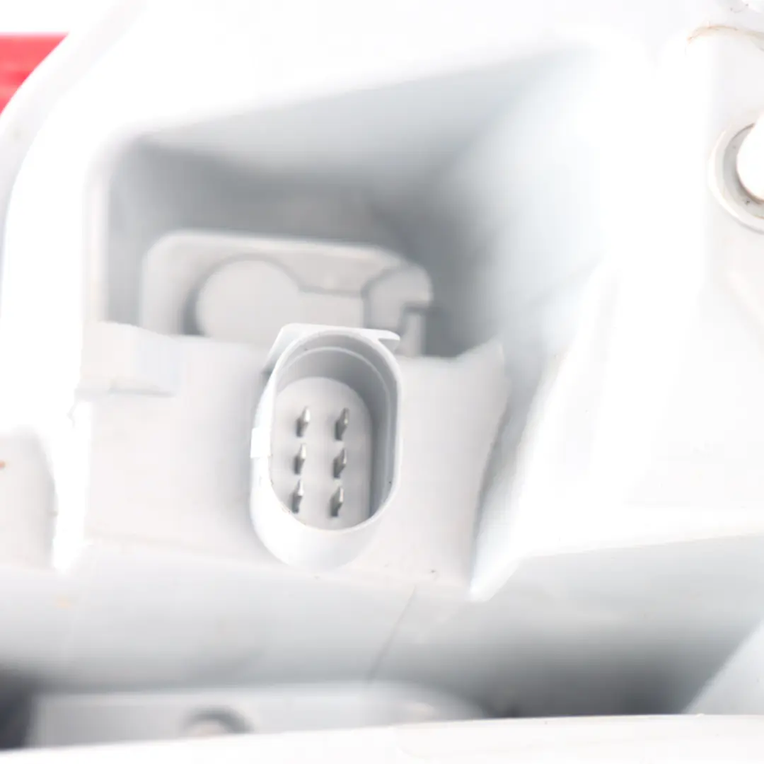 Lamp Left N/S Light Trunk Lid Boot Tailgate to Audi TT 8J Rear with Part number 8J0945095K Audi TT 8J Rear Lamp Left N/S Light Trunk Lid Boot Tailgate - SKU 8J0945095K - Part number 8J0945095K