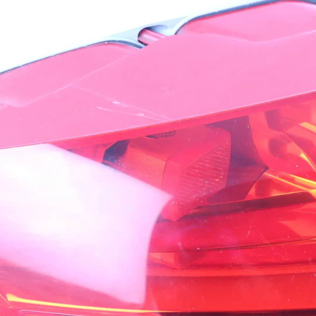 Lamp Left N/S Light Trunk Lid Boot Tailgate to Audi TT 8J Rear with Part number 8J0945095K Audi TT 8J Rear Lamp Left N/S Light Trunk Lid Boot Tailgate - SKU 8J0945095K - Part number 8J0945095K