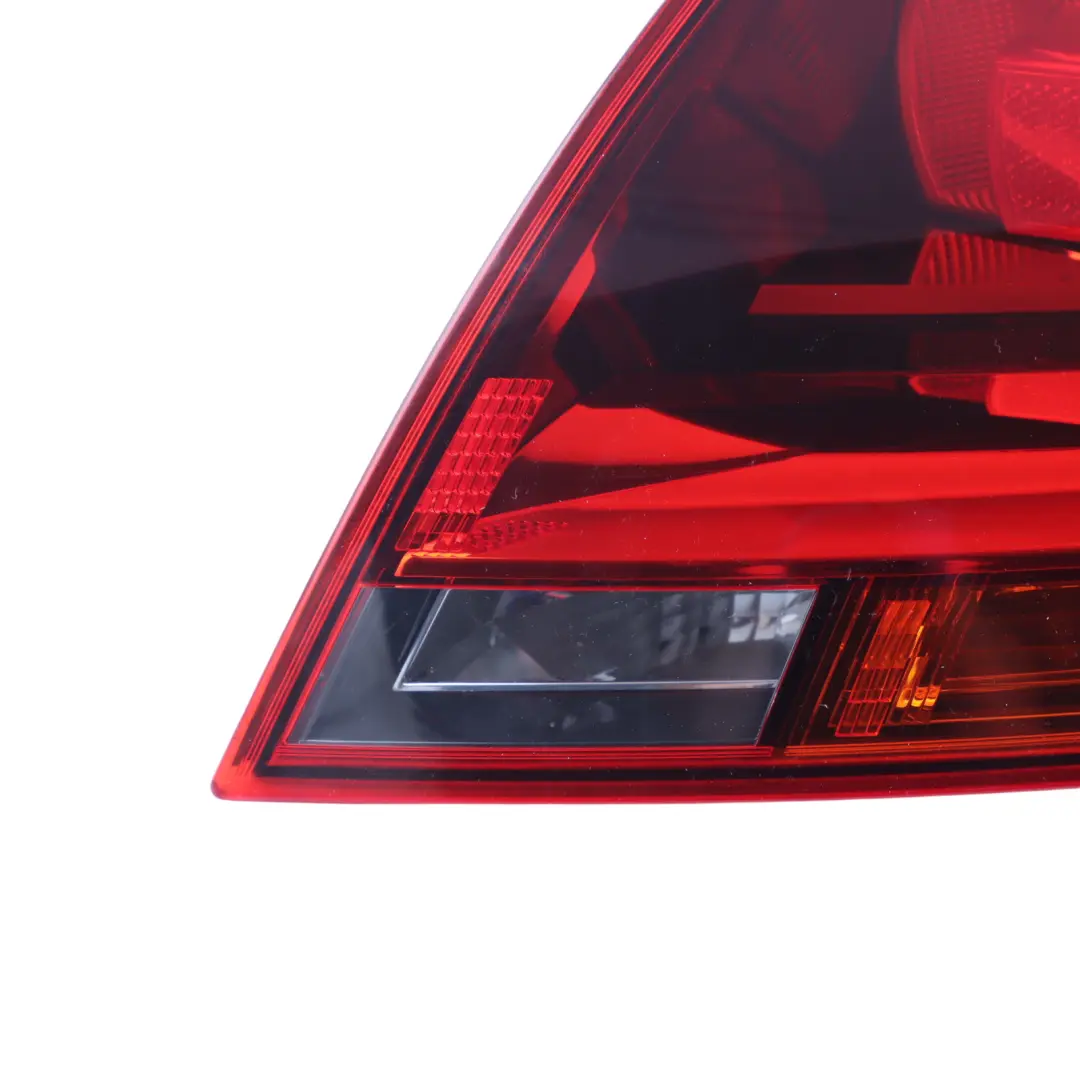 Lamp Light Boot Trunk Lid Rear Right Side O/S to Audi TT 8J Tailgate with Part number 8J0945096G Audi TT 8J Tailgate Lamp Light Boot Trunk Lid Rear Right Side O/S - SKU 8J0945096G - Part number 8J0945096G