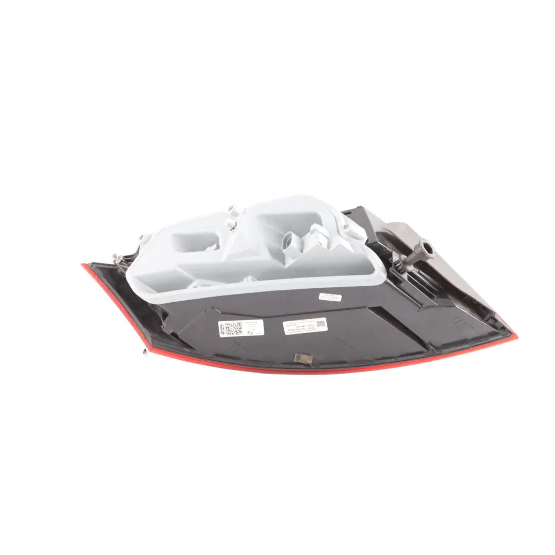 Lamp Light Boot Trunk Lid Rear Right Side O/S to Audi TT 8J Tailgate with Part number 8J0945096G Audi TT 8J Tailgate Lamp Light Boot Trunk Lid Rear Right Side O/S - SKU 8J0945096G - Part number 8J0945096G