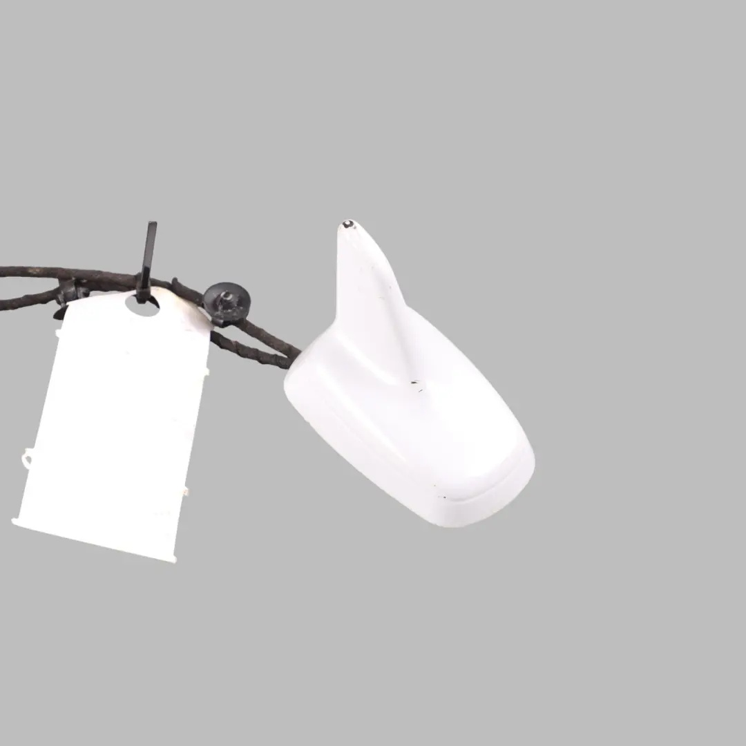 Antenna Aerial Roof Top Shark Suzuka Grey Metallic - Y7F to Audi TT 8J with Part number 8J8035503F Audi TT 8J Antenna Aerial Roof Top Shark Suzuka Grey Metallic - Y7F - SKU 8J8035503F-SUG - Part number 8J8035503F