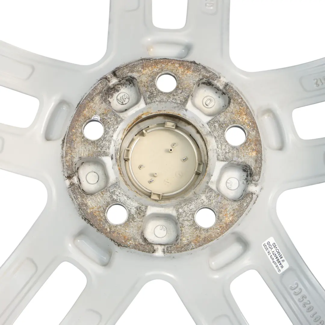 Jante En Alliage 18" ET:47 8J Argent pour Audi A4 B8 A5 8T à propos du numéro de pièce 8K0601025CC Audi A4 B8 A5 8T Jante En Alliage 18" ET:47 8J Argent - SKU 8K0601025CC-2 - Numéro de pièce 8K0601025CC