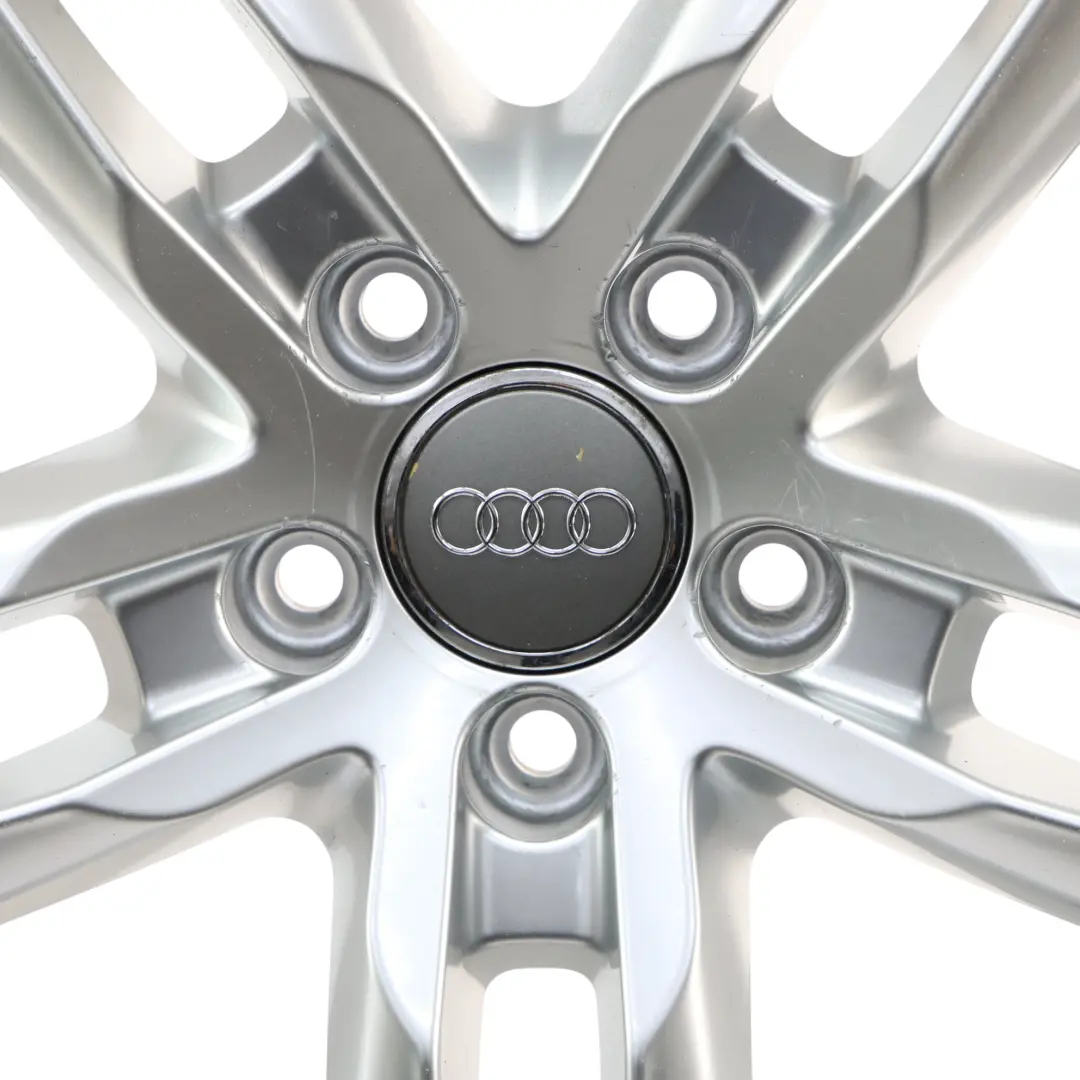Audi A4 B8 A5 8T Felga Aluminiowa 18" ET:47 8J Srebrna - SKU 8K0601025CC-2 - Numer Części 8K0601025CC