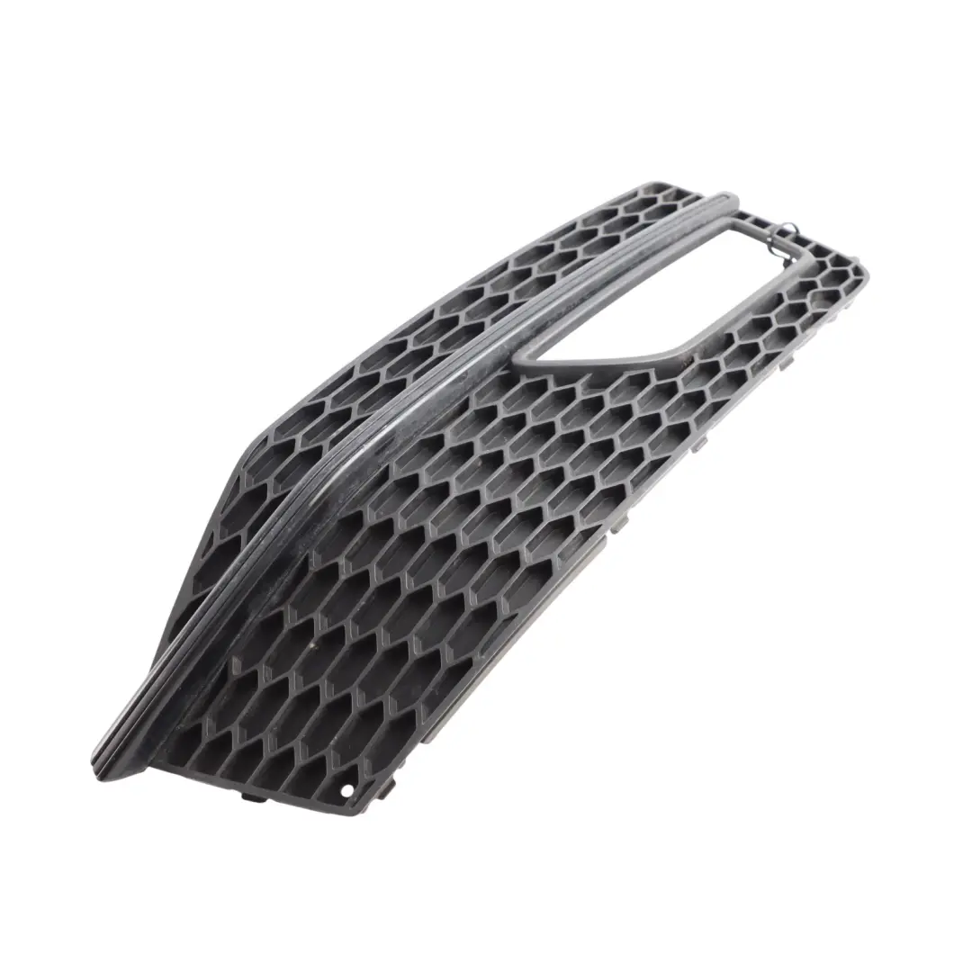 Front Bumper Fog Light Lamp Grille Trim Panel Right O/S to Audi A4 B8 with Part number 8K0807682M Audi A4 B8 Front Bumper Fog Light Lamp Grille Trim Panel Right O/S - SKU 8K0807682M - Part number 8K0807682M