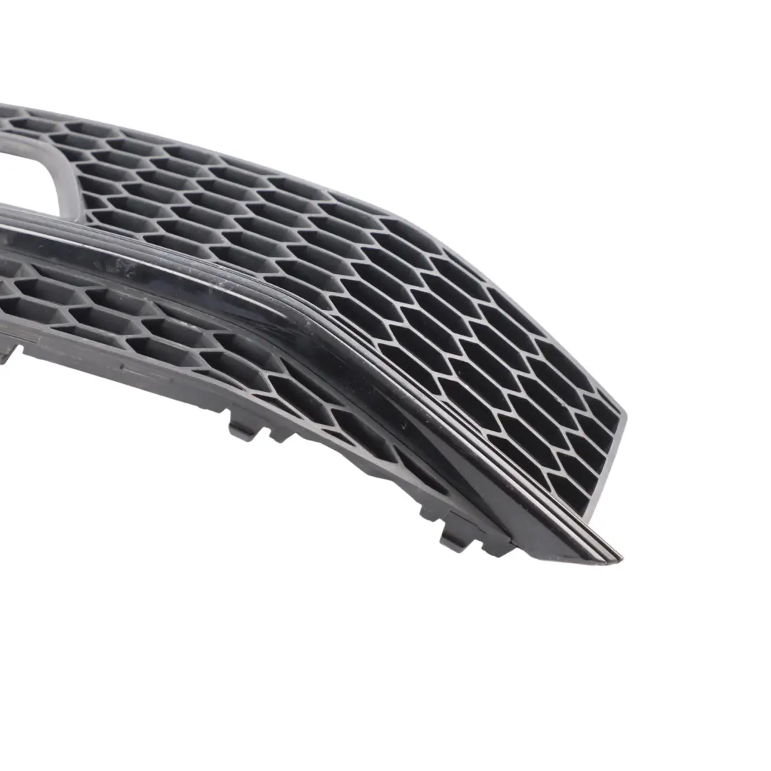 Front Bumper Fog Light Lamp Grille Trim Panel Right O/S to Audi A4 B8 with Part number 8K0807682M Audi A4 B8 Front Bumper Fog Light Lamp Grille Trim Panel Right O/S - SKU 8K0807682M - Part number 8K0807682M