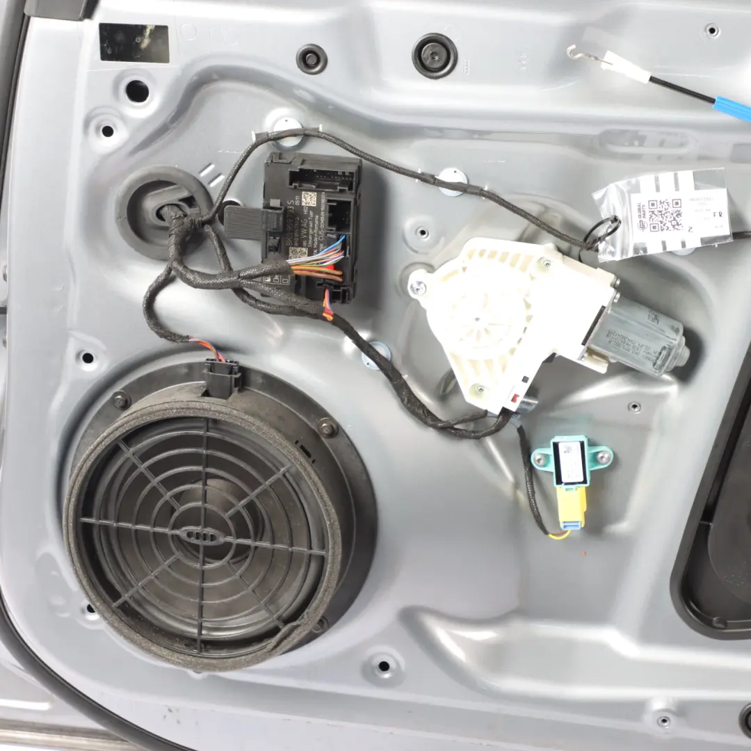 Front Door Right O/S Tornado Grey Metallic - X7P to Audi A4 B8 with Part number 8K0831052J Audi A4 B8 Front Door Right O/S Tornado Grey Metallic - X7P - SKU 8K0831052J-TOG - Part number 8K0831052J