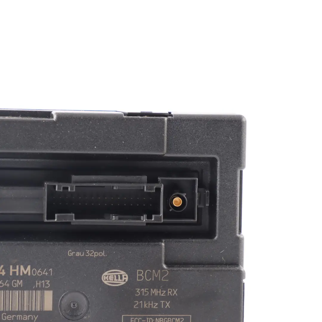 Audi A4 B8 Rear Comfort Convenience Module Control Unit ECU - SKU 8K0907064HM - Part number 8K0907064HM