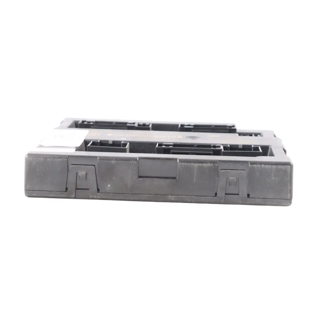 Convenience Module Control Unit ECU to Audi A4 B8 Rear Comfort with Part number 8K0907064HM Audi A4 B8 Rear Comfort Convenience Module Control Unit ECU - SKU 8K0907064HM - Part number 8K0907064HM