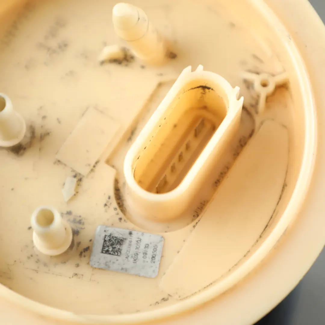 Pump Tank Sender Unit to Audi A4 B8 2.0 TDI Diesel Fuel with Part number 8K0919050J Audi A4 B8 2.0 TDI Diesel Fuel Pump Tank Sender Unit - SKU 8K0919050J - Part number 8K0919050J