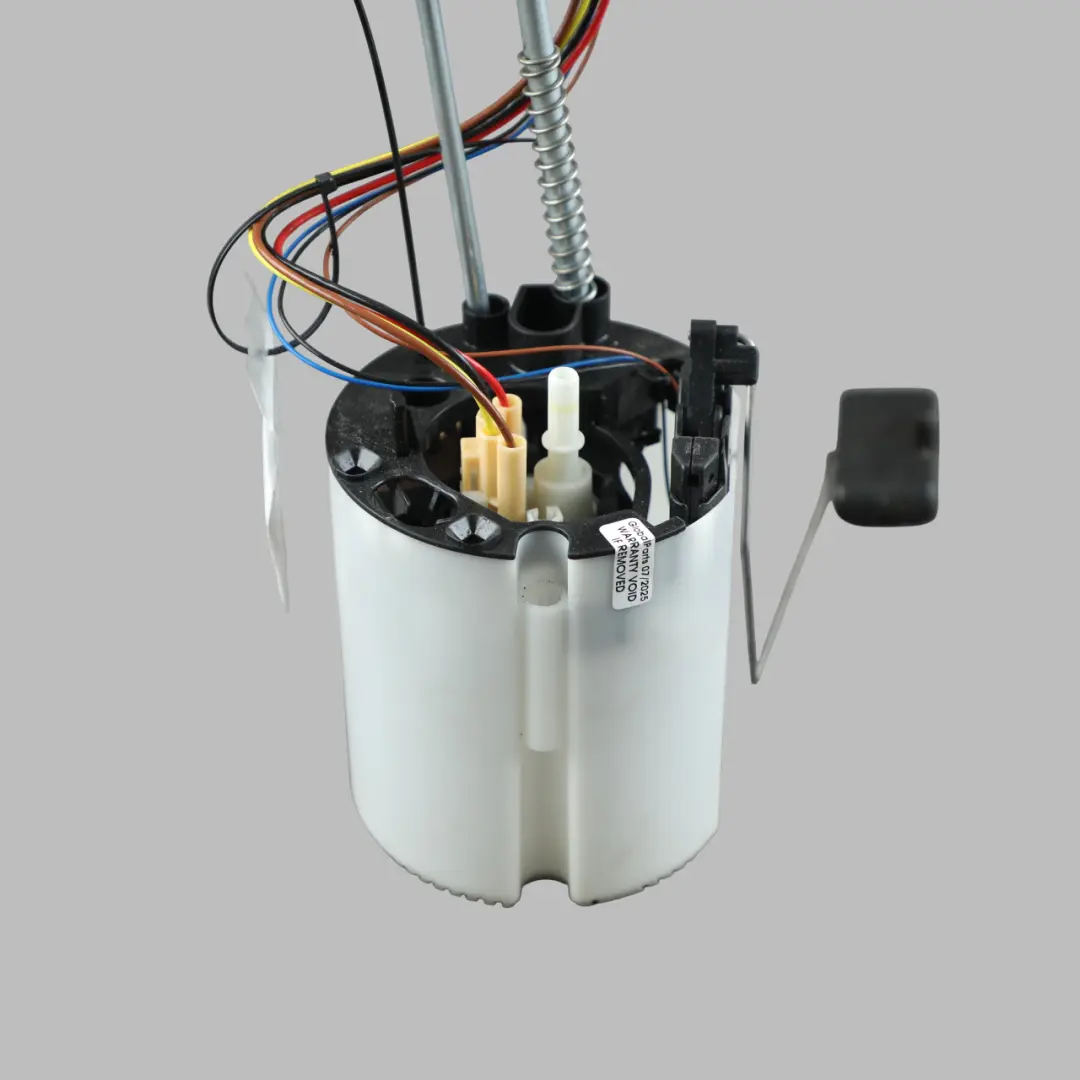 CDNC Petrol Engine Fuel Pump Sender Unit to Audi A4 B8 2.0 TFSI with Part number 8K0919051AD Audi A4 B8 2.0 TFSI CDNC Petrol Engine Fuel Pump Sender Unit - SKU 8K0919051AD - Part number 8K0919051AD