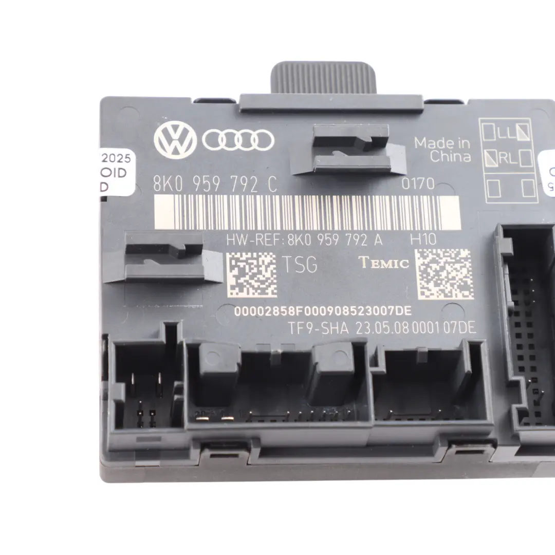 Módulo Control Unidad ECU Puerta Delantera Izquierda para Audi A4 B8 con número de pieza 8K0959792C Audi A4 B8 Módulo Control Unidad ECU Puerta Delantera Izquierda - SKU 8K0959792C - Número de pieza 8K0959792C