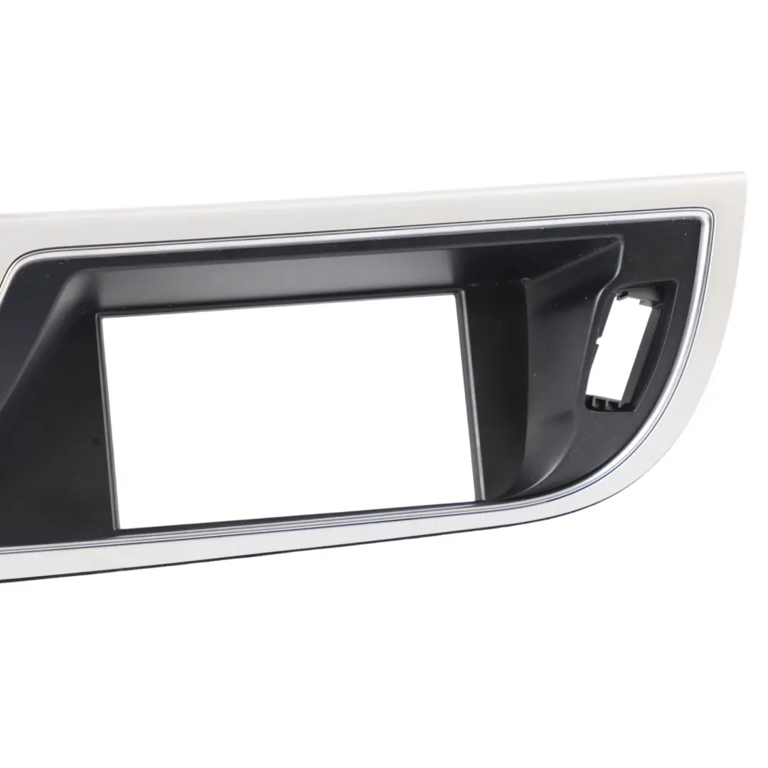 Audi A4 B8 Bande Garniture Centrale Tableau de Bord - SKU 8K2857185AS - Numéro de pièce 8K2857185AS