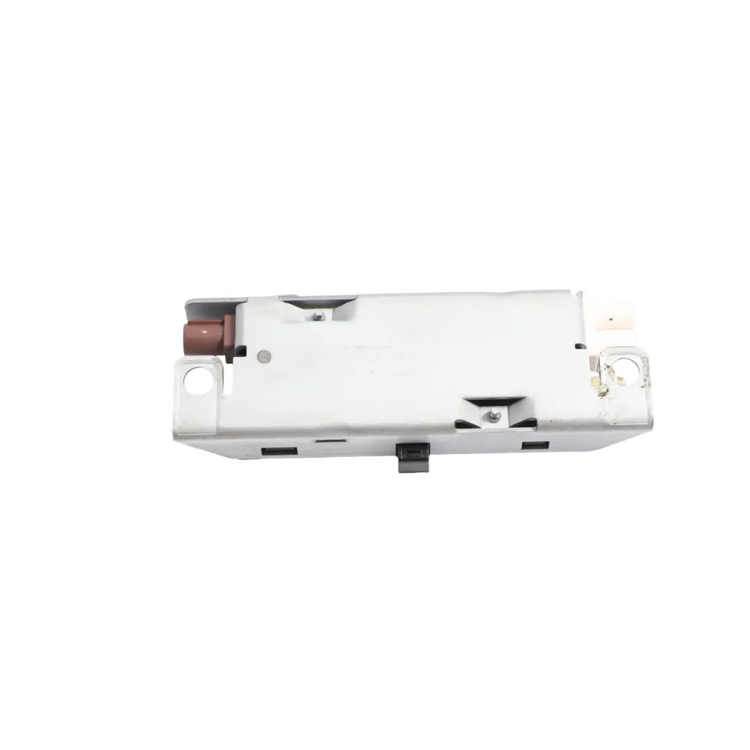 Antenna Amplifier Aerial Module Control Unit Left N/S to Audi A4 B8 with Part number 8K9035225D Audi A4 B8 Antenna Amplifier Aerial Module Control Unit Left N/S - SKU 8K9035225D - Part number 8K9035225D