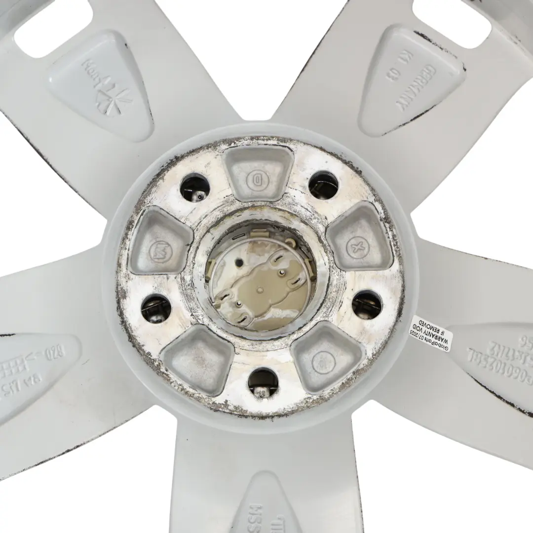 Silberne Leichtmetallfelge 17" 7,5J ET:56 Sternspeiche für Audi A3 8P mit Teilenummer 8P0601025BL Audi A3 8P Silberne Leichtmetallfelge 17" 7,5J ET:56 Sternspeiche - SKU 8P0601025BL-2 - Teilenummer 8P0601025BL