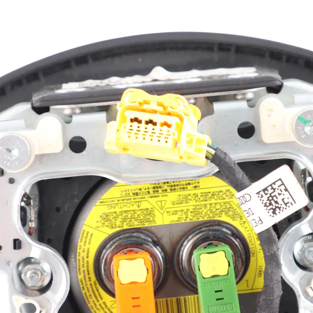 Audi A3 8P Steering Wheel Air Module Driver's Side Unit - SKU 8P0880201AM - Part number 8P0880201AM